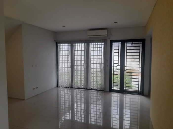 Rumah disewakan di Vassa Residence Lippo Cikarang